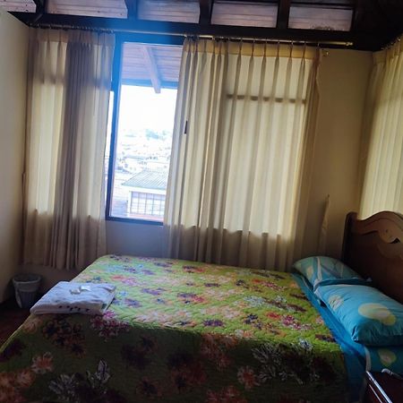 Hostal El Confort Quito Norte Exterior foto