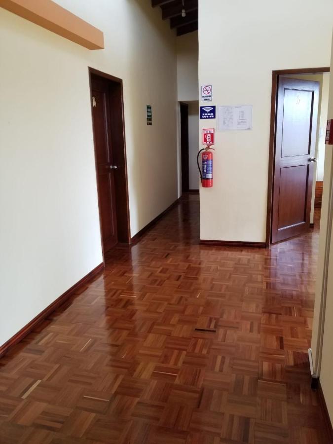Hostal El Confort Quito Norte Exterior foto
