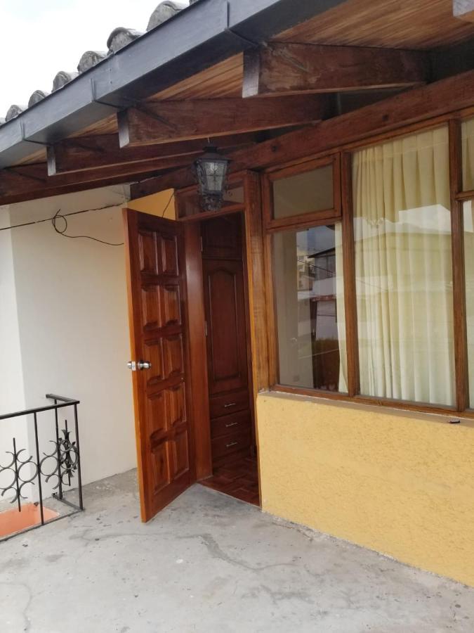Hostal El Confort Quito Norte Exterior foto
