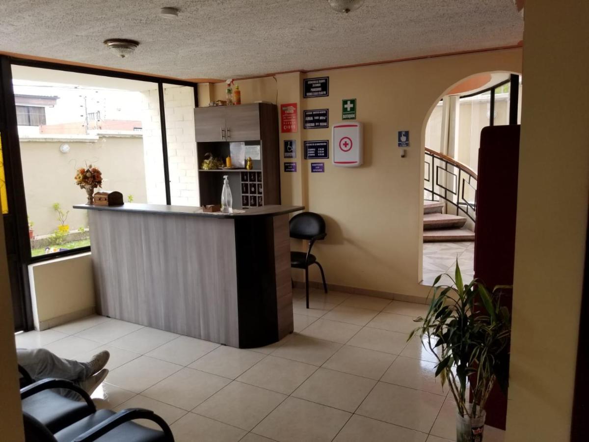 Hostal El Confort Quito Norte Exterior foto