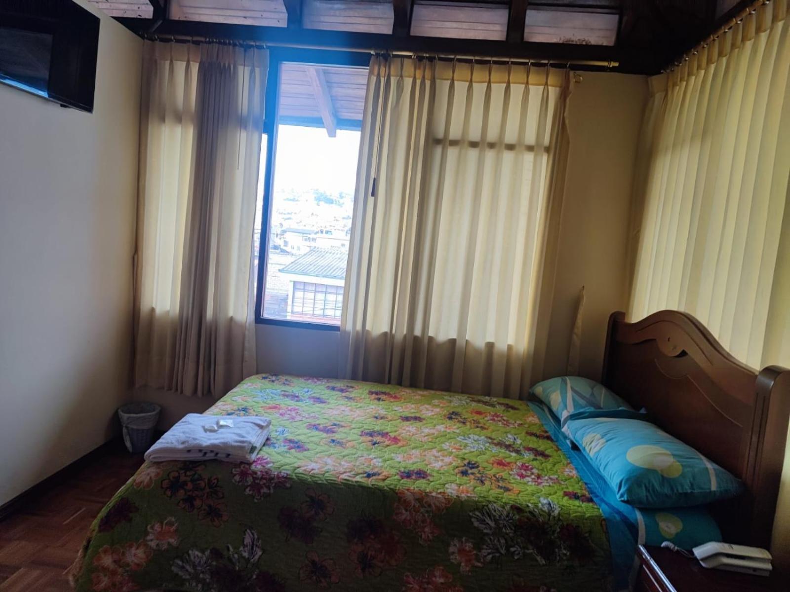 Hostal El Confort Quito Norte Exterior foto